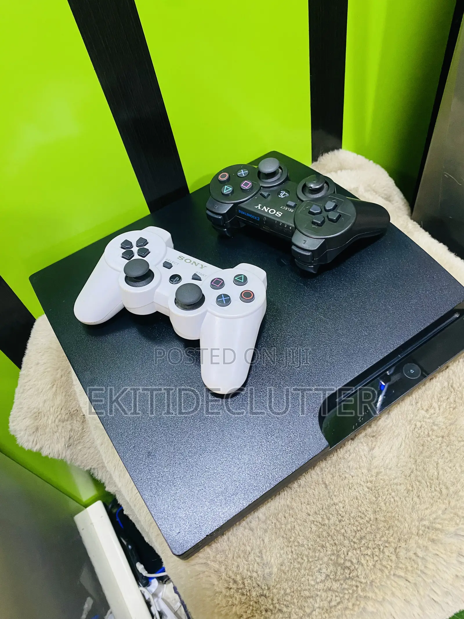 Neatly Used Slim Ps3//2pads //4games