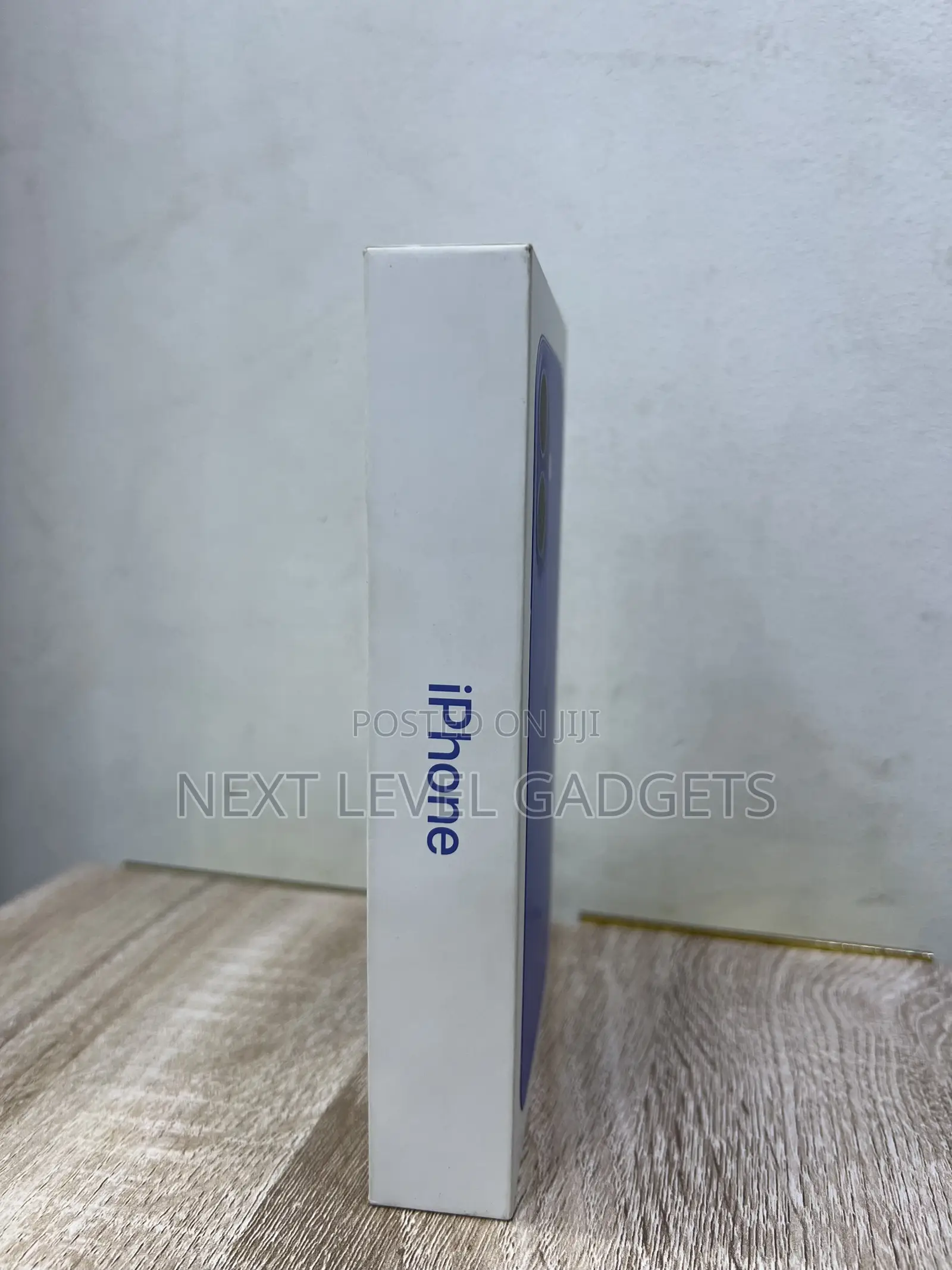 New Apple iPhone 16 128 GB Blue