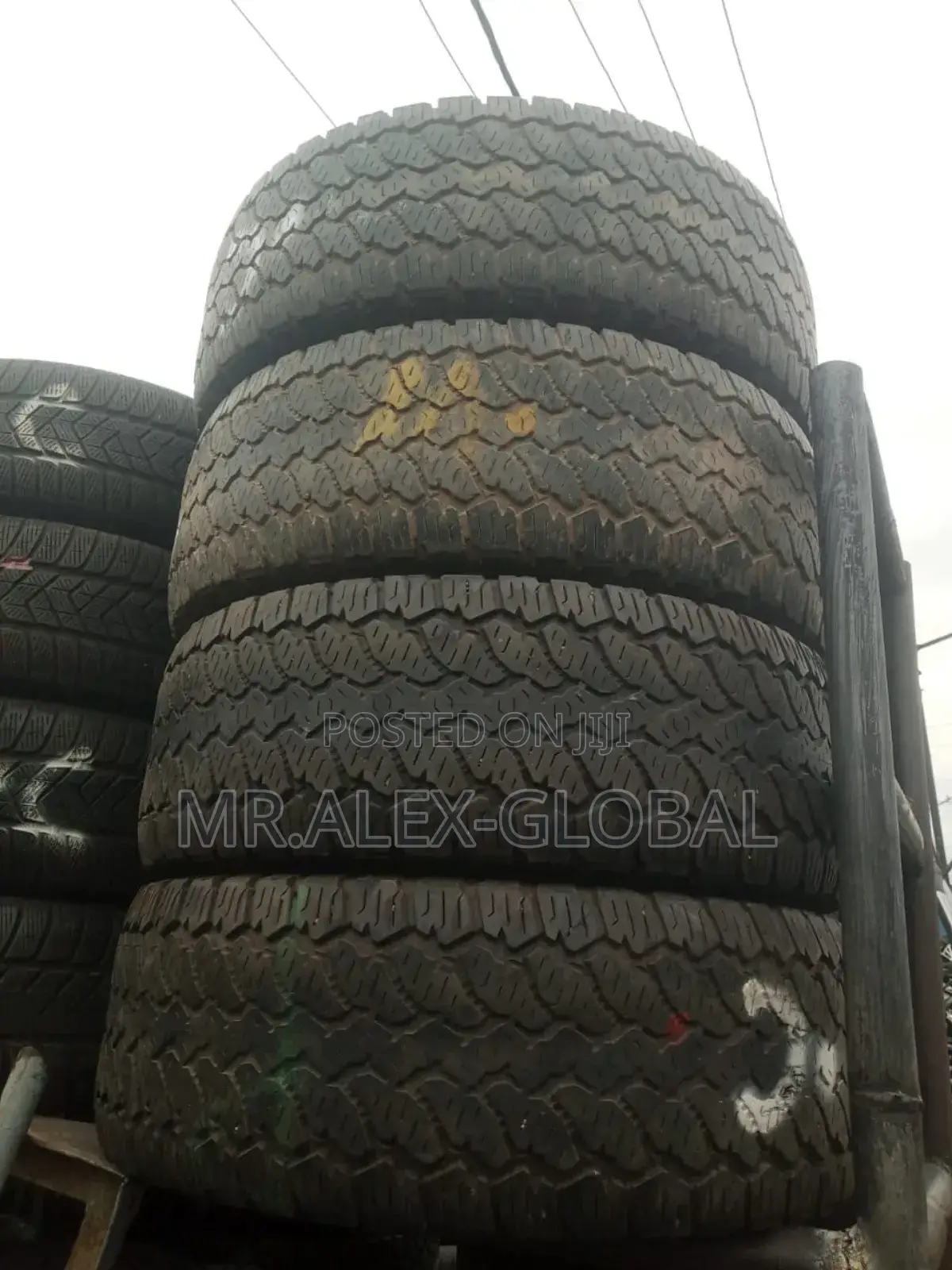 265/70/17 Tires Tokunbo Four Uniform
