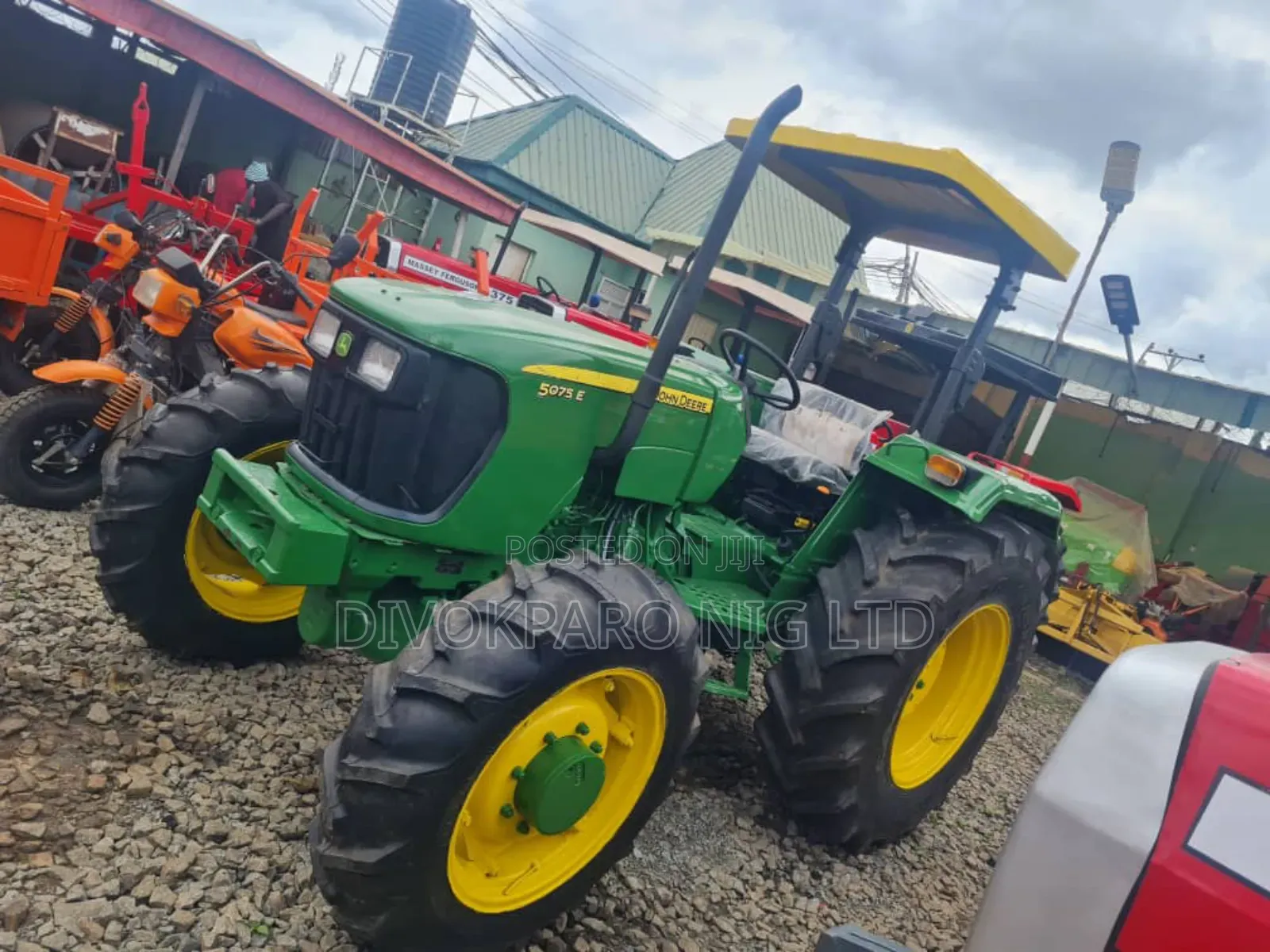 John Deere 5075e Tractor for Sale