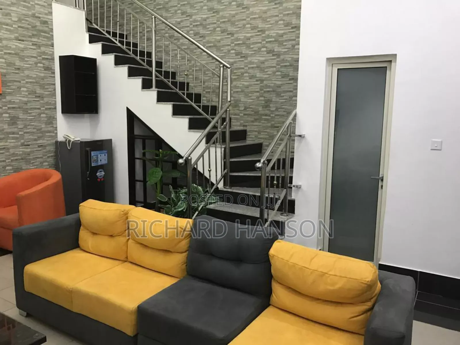 Hotel for Sale. Four Floors. 1500 Sqm. N1b. Abijo.