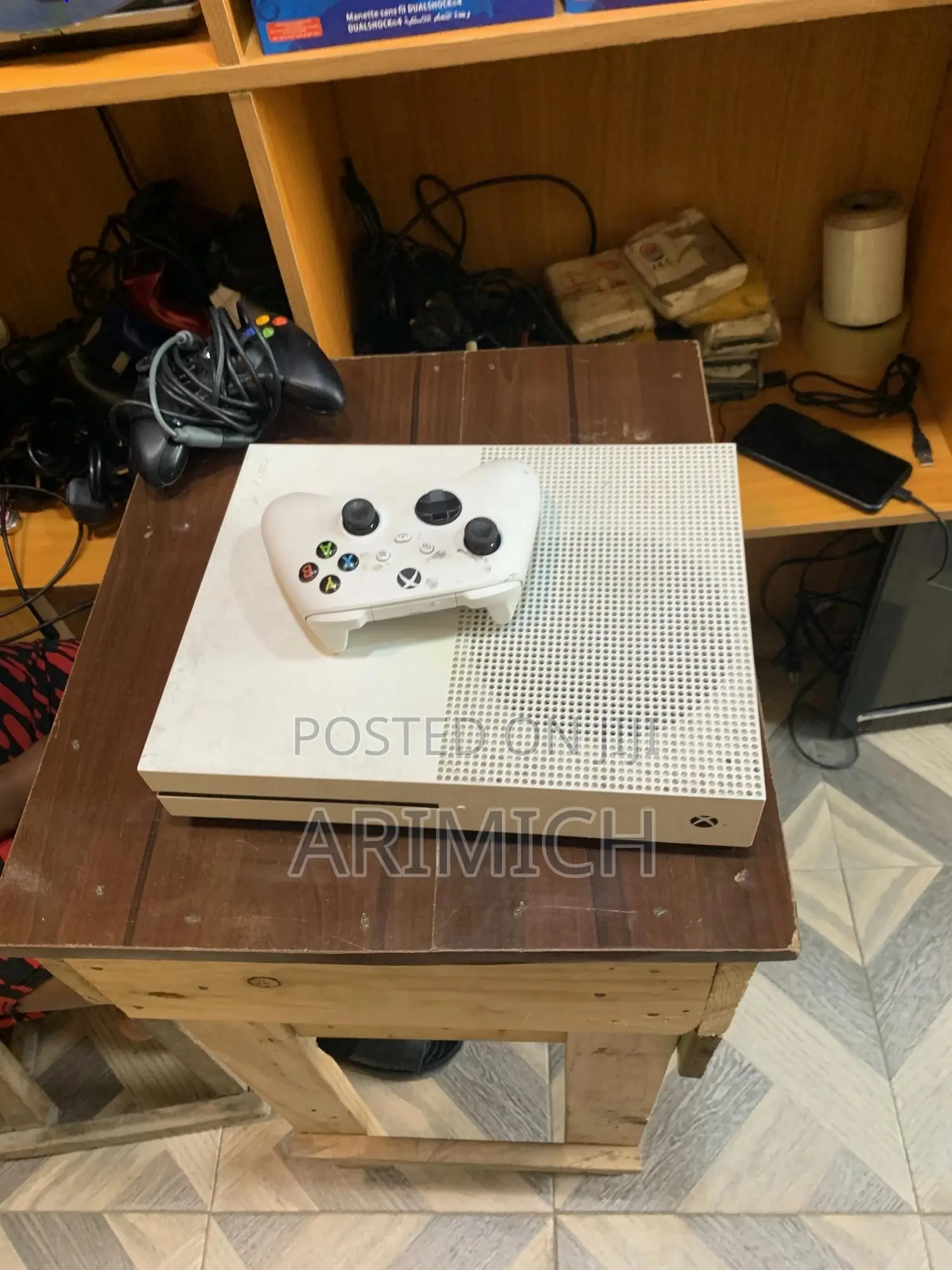 Microsoft Xbox One S