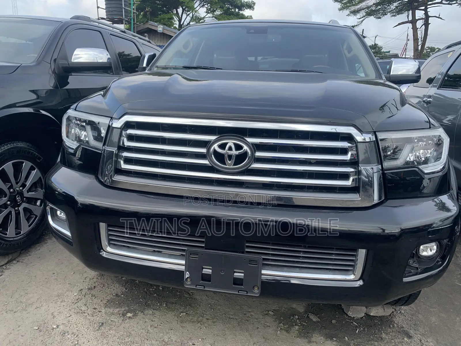 Toyota Sequoia Platinum 4x4 2020 Black