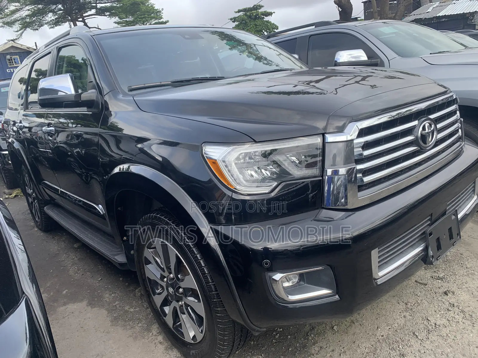 Toyota Sequoia Platinum 4x4 2020 Black