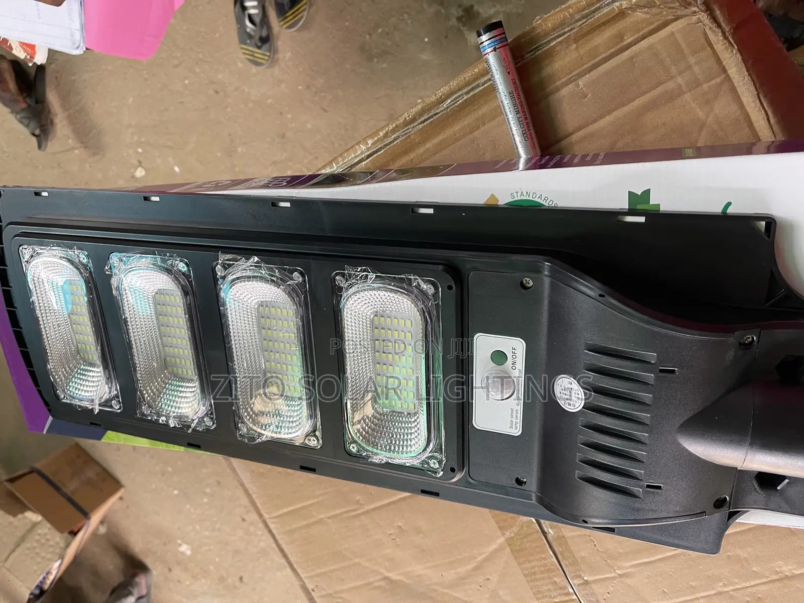 800w 4 Eyes Solar Street Light Very Good
