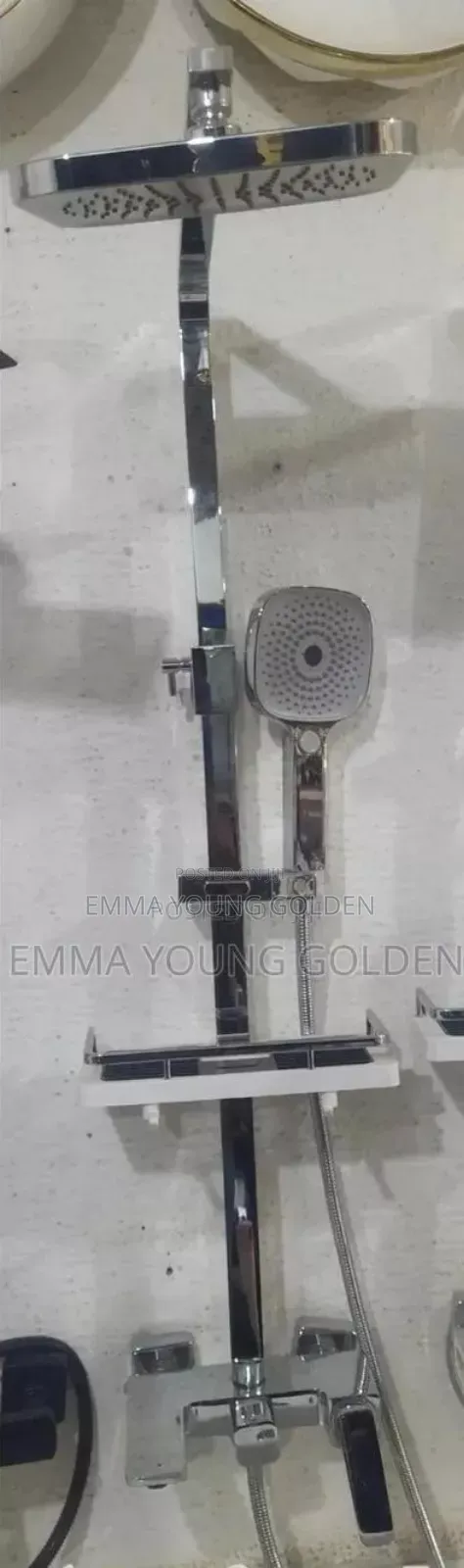 Mmaat Standing Shower