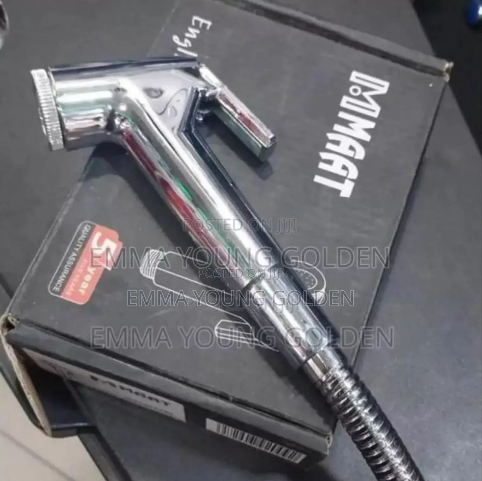 Mmaat Pressing Shower