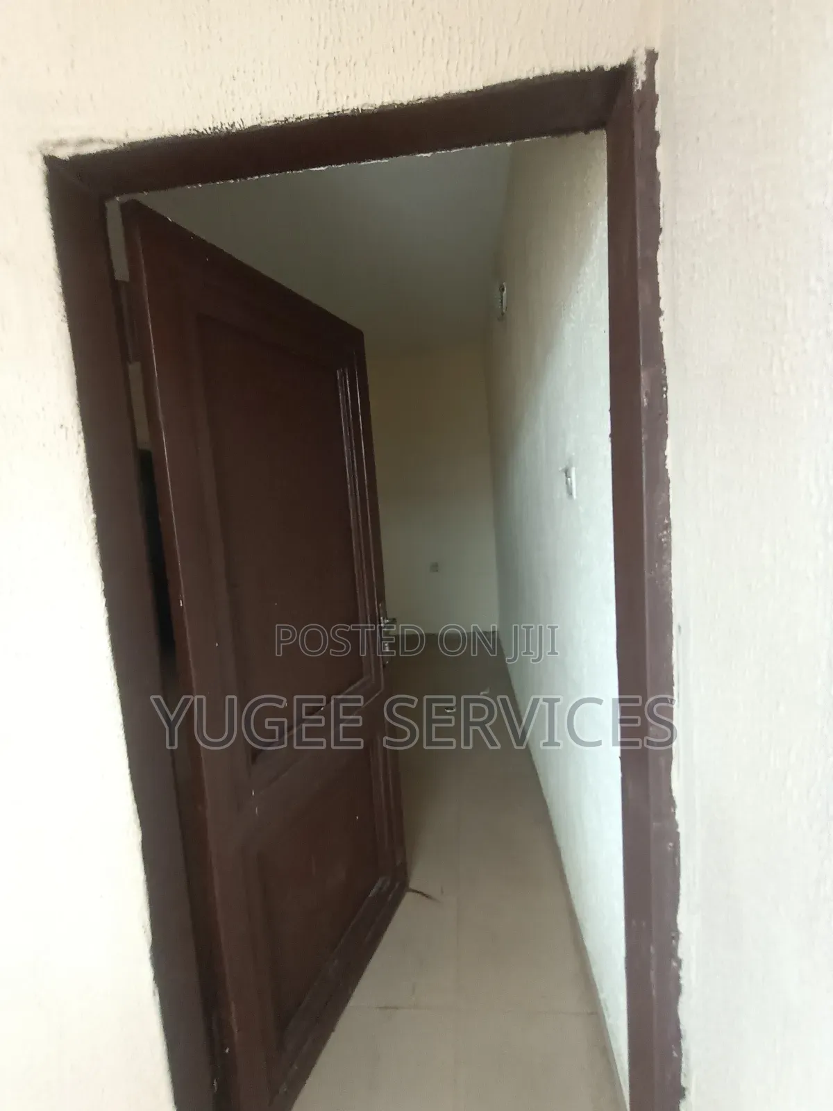 1bdrm Block of Flats in Bonsaac Asaba, Oshimili South for rent
