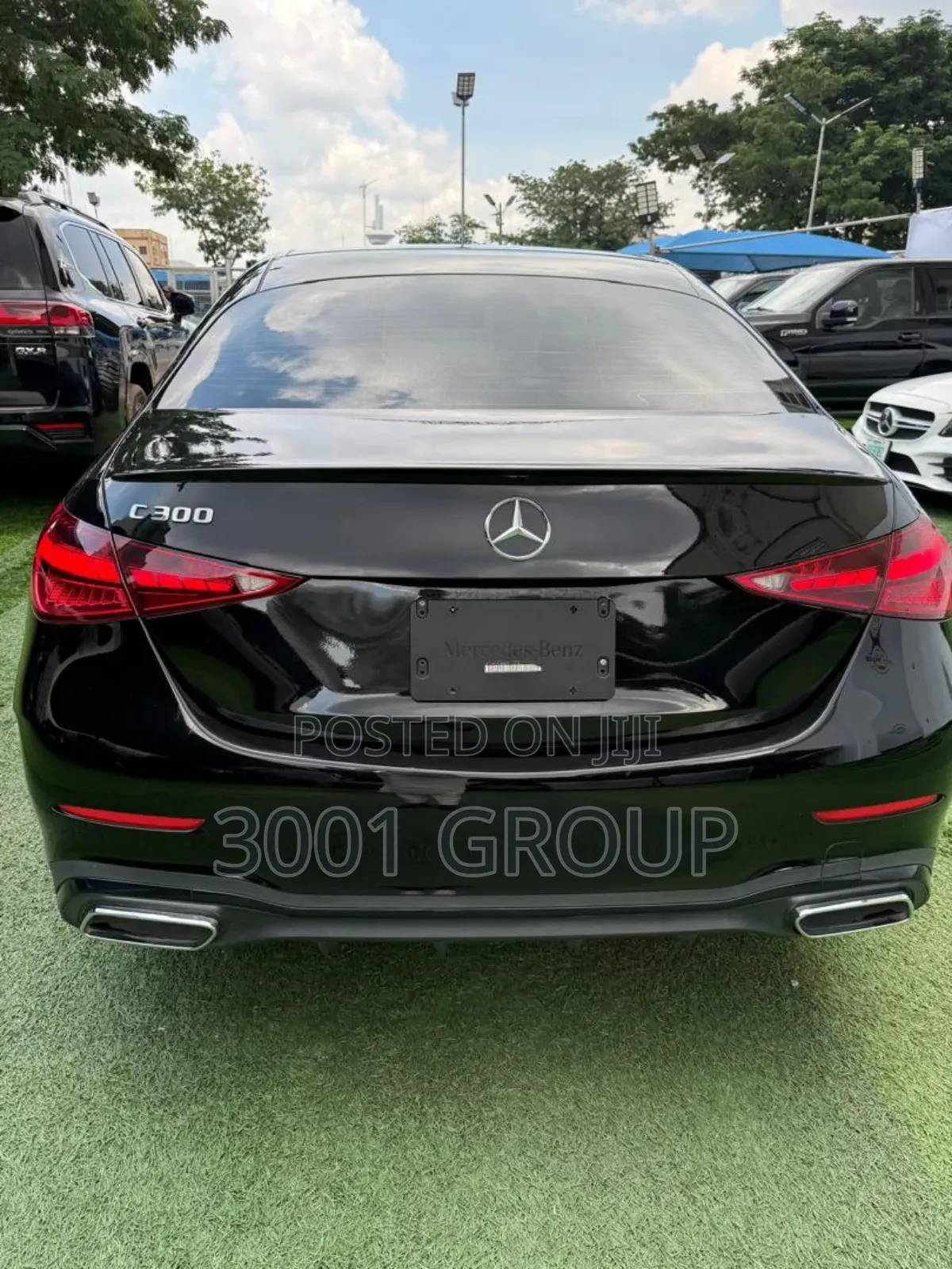 Mercedes-Benz C300 2023 Gray