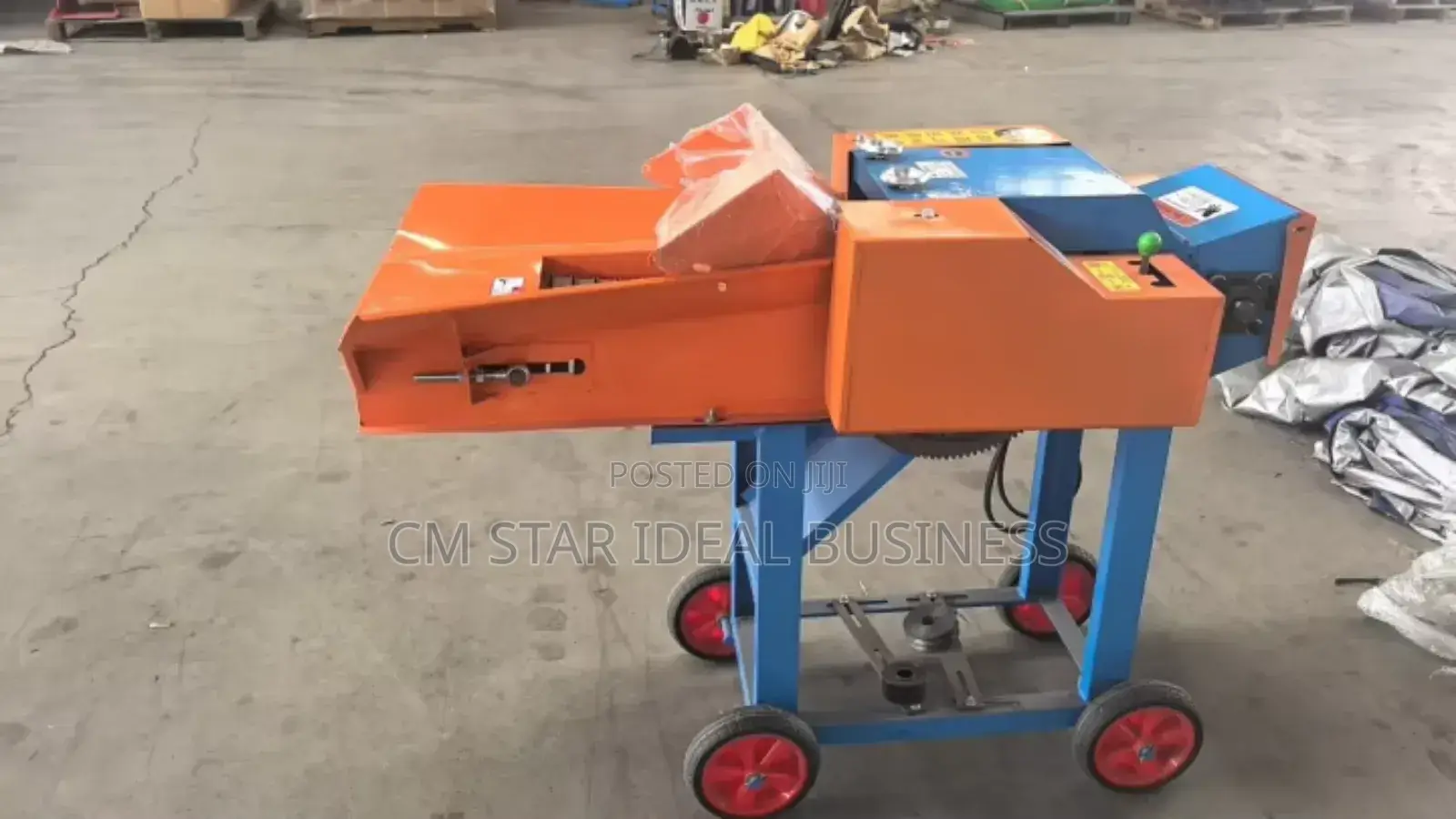 Chaff Cutter Machine With Conveyor
