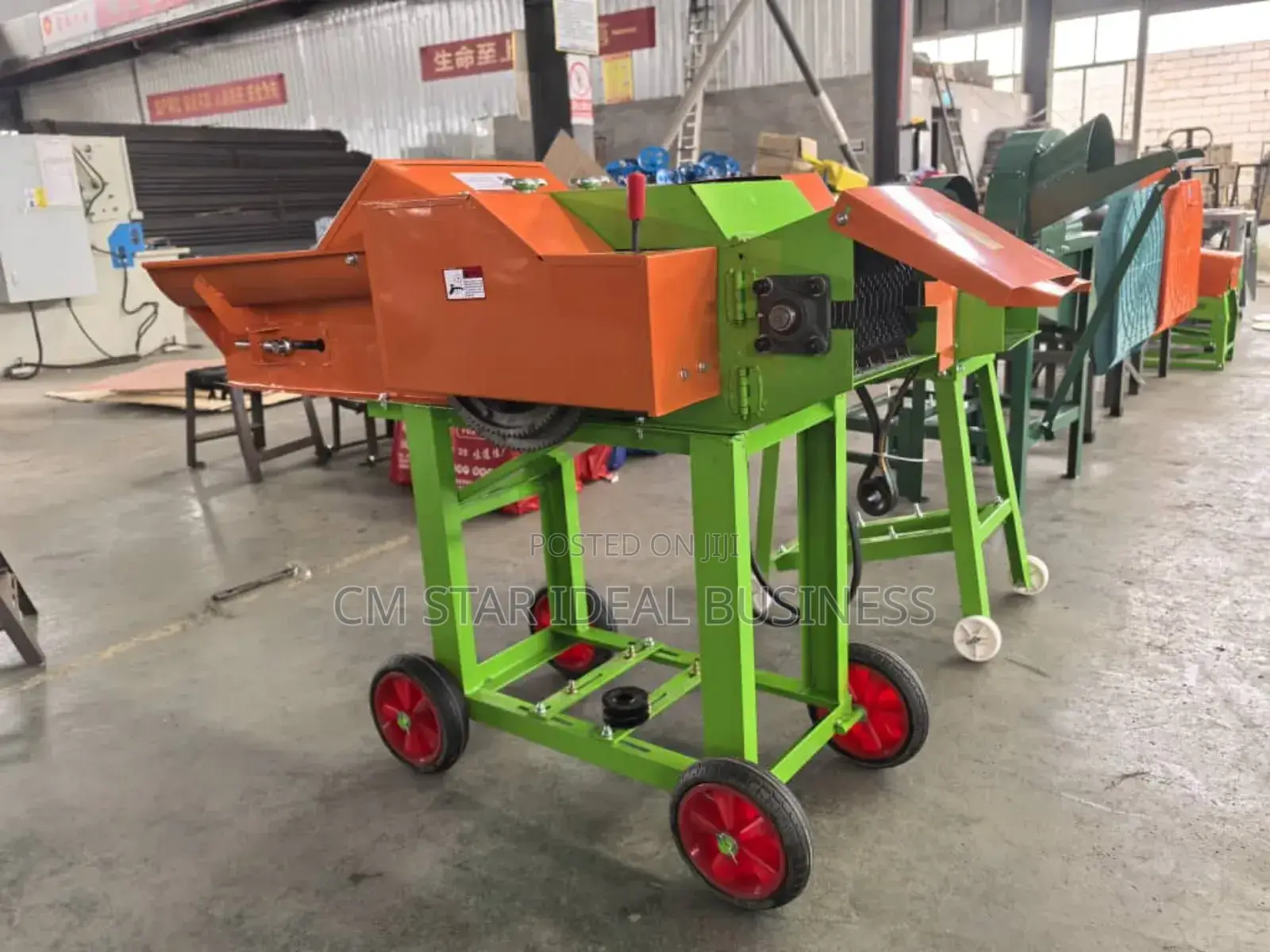 Chaff Cutter Machine With Conveyor