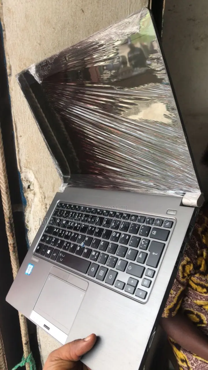 Laptop Toshiba Portege Z30 8GB Intel Core I7 SSD 256GB