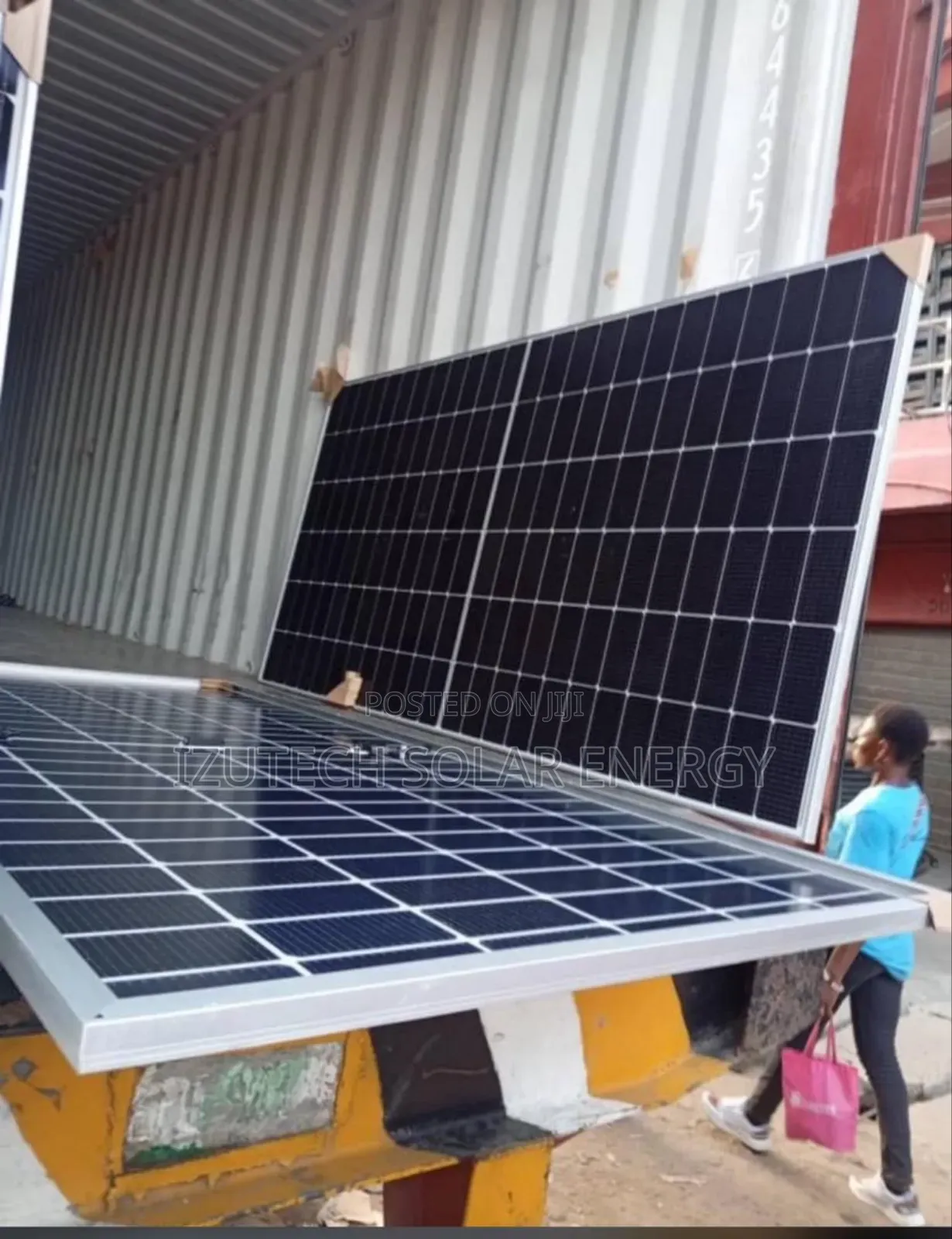 Jinko 650watts Mono Solar Panel 144cell Available