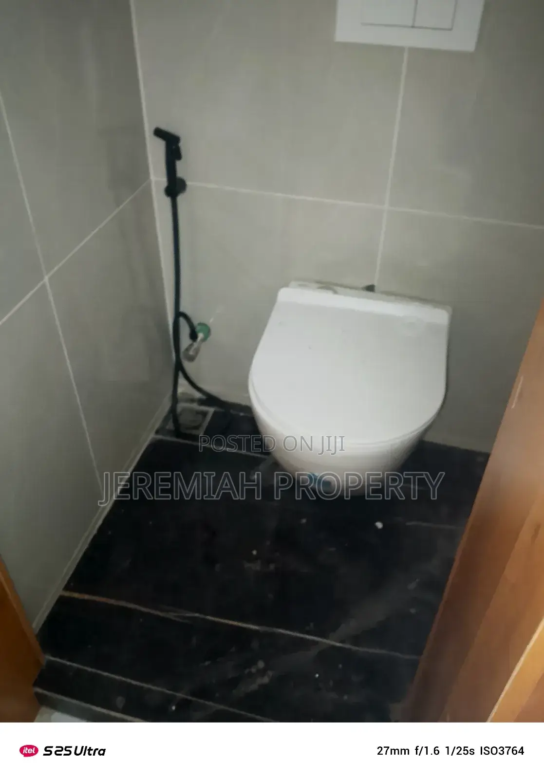 4bdrm Duplex in Omole Estate Phase 1, Berger for sale