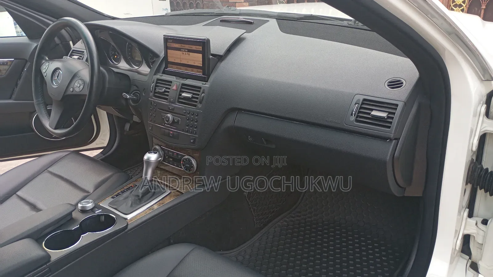 Mercedes-Benz C300 2010 White