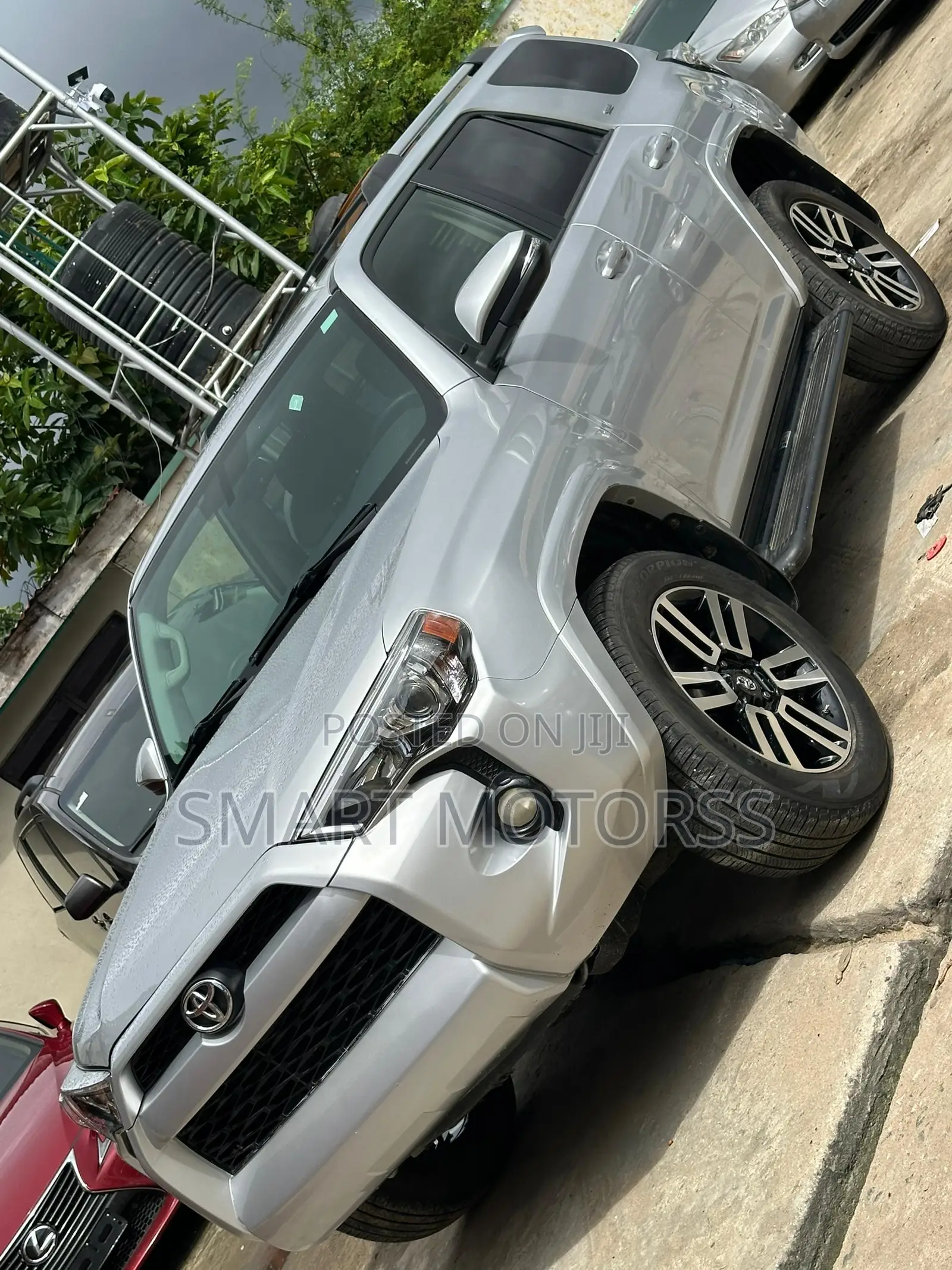Toyota 4-Runner SR5 4x4 2019 Silver