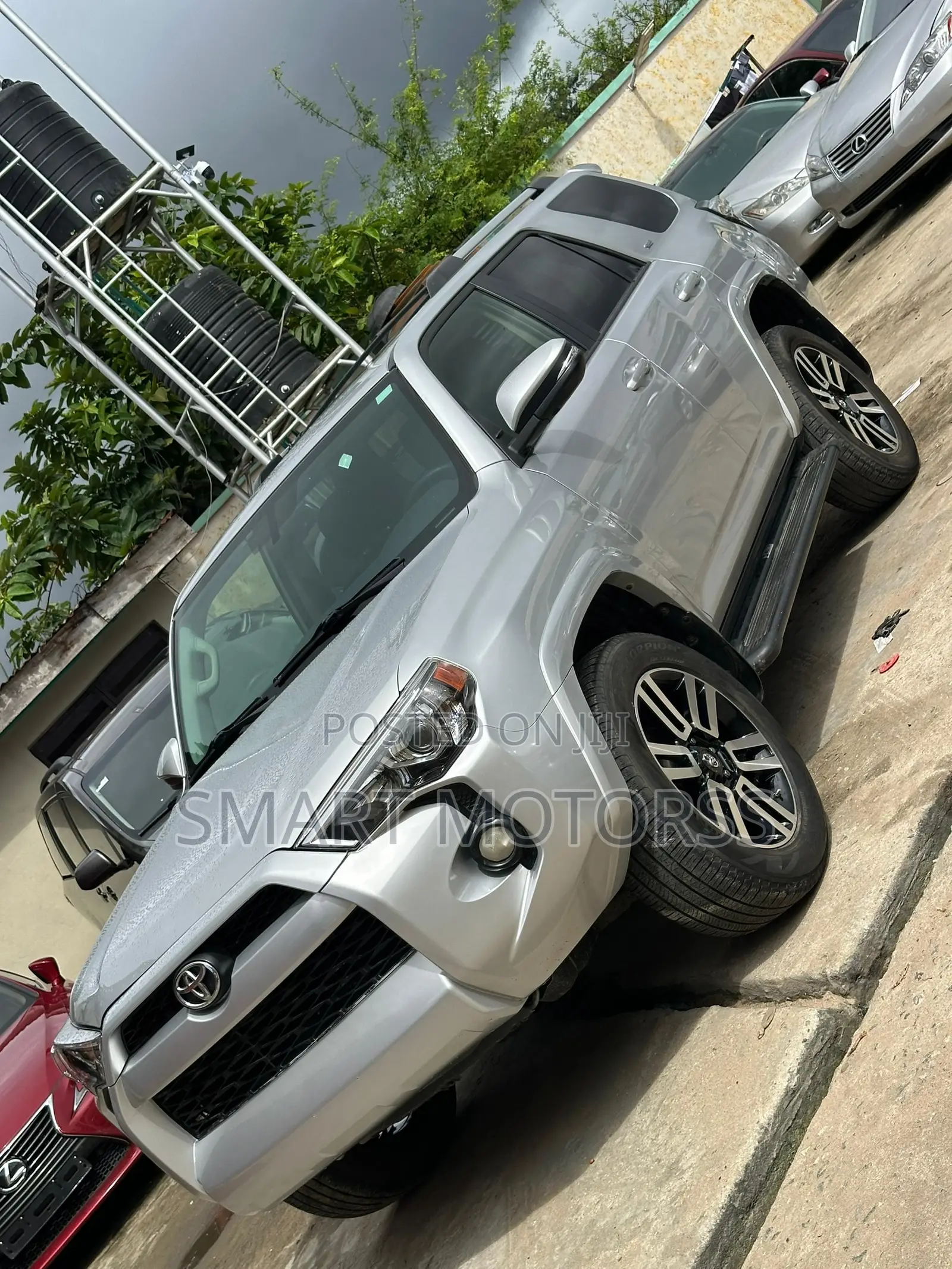 Toyota 4-Runner SR5 4x4 2019 Silver