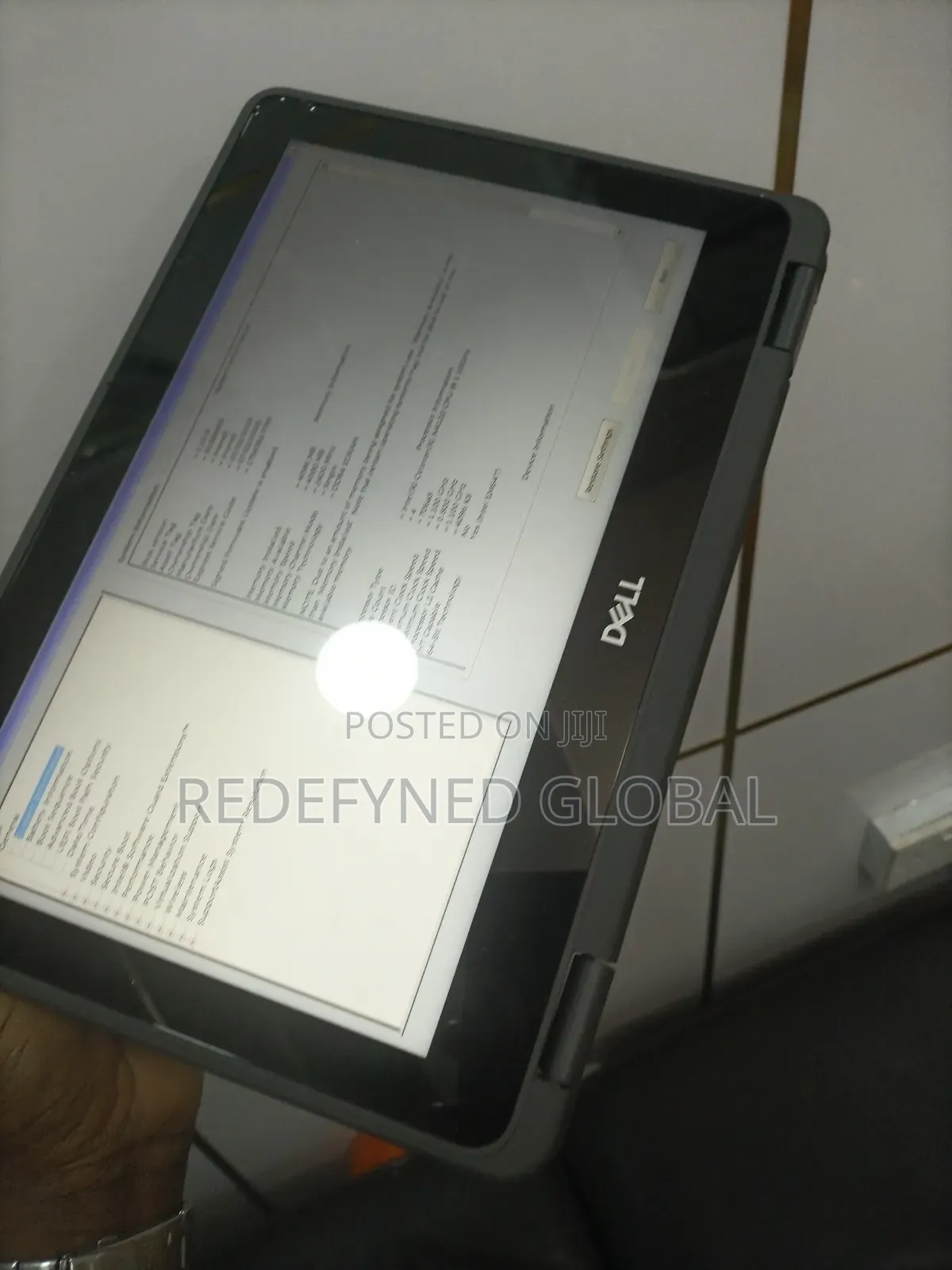 Laptop Dell Latitude 3189 4GB Intel Celeron SSD 128GB