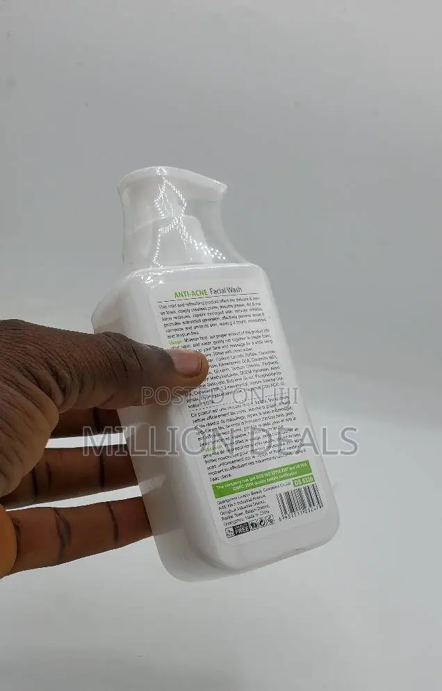 Unique Unisex Anti-Acne Facial Wash