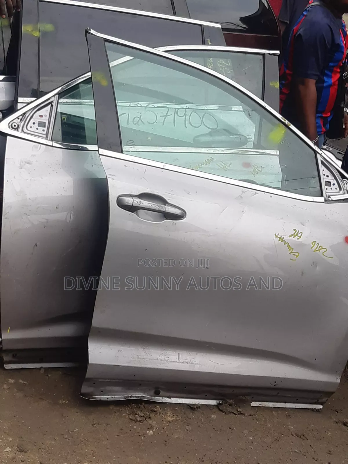 2015 Highlander Door