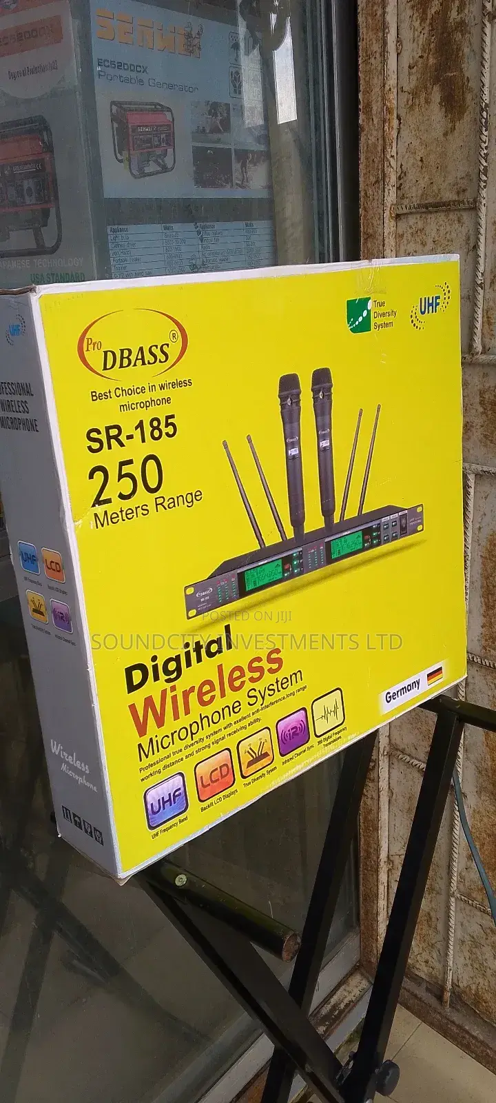 Dbass  Sr-185 Digital Wireless Microphone.