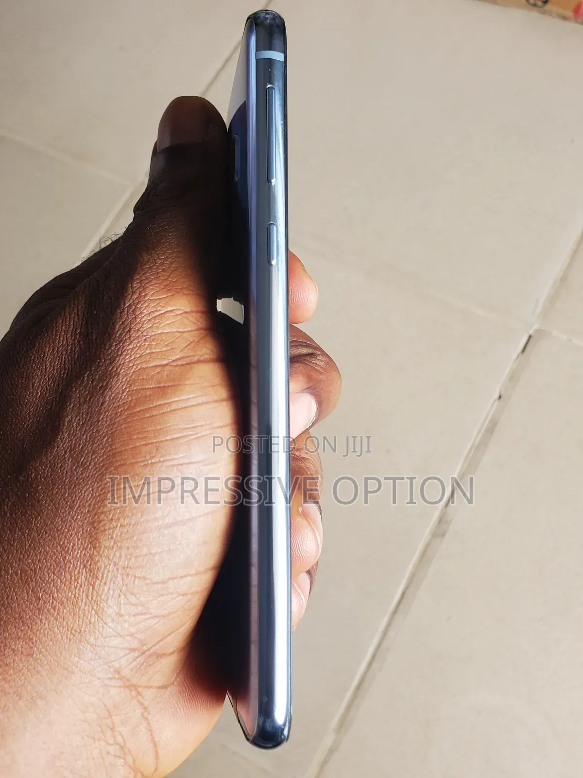 Samsung Galaxy S10e 128 GB Blue