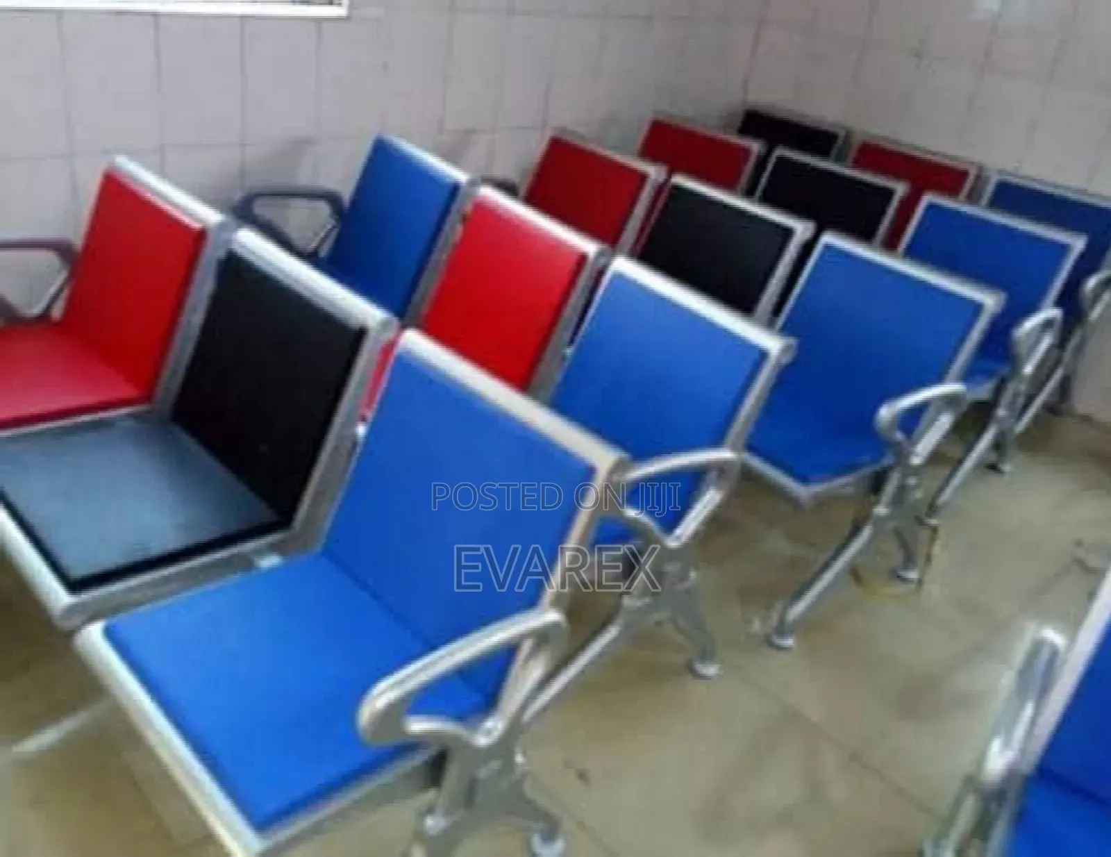 Quality 3 in 1 Airport Chair, 3 Colors.