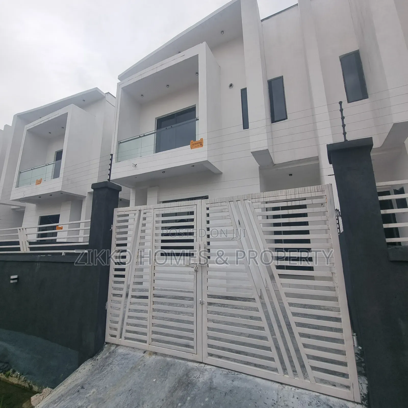 4bdrm Duplex in Ajah, Lekki for sale