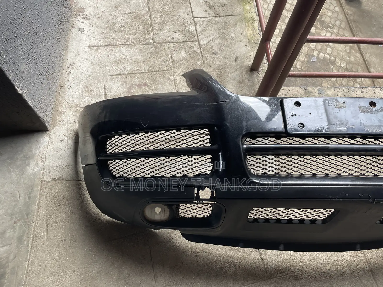 Front Bumper Volkswagen Touareg 2004