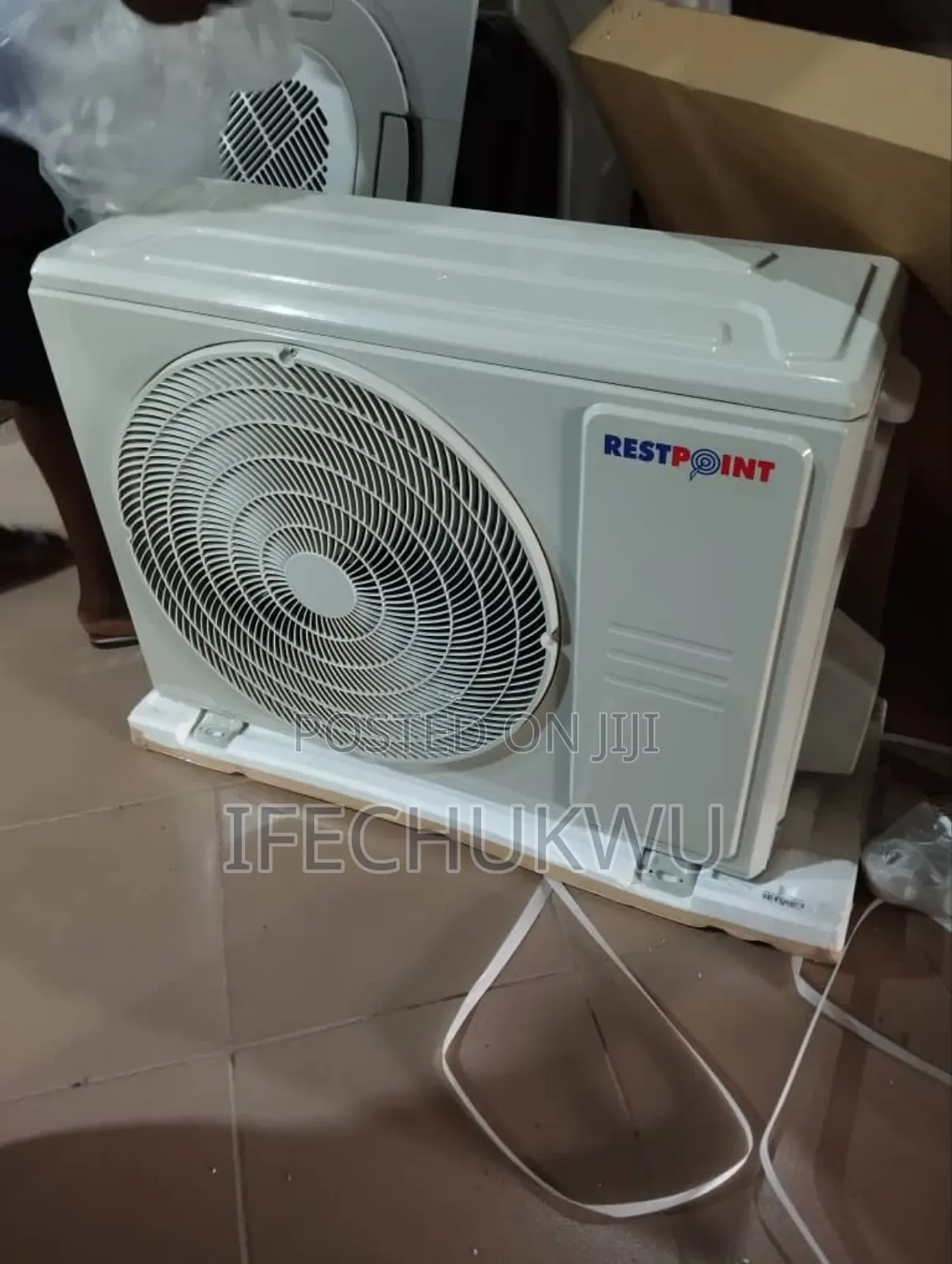 Original Restpoint 2 Hp Ceilling Cassette R410a Air Conditioner Etc.