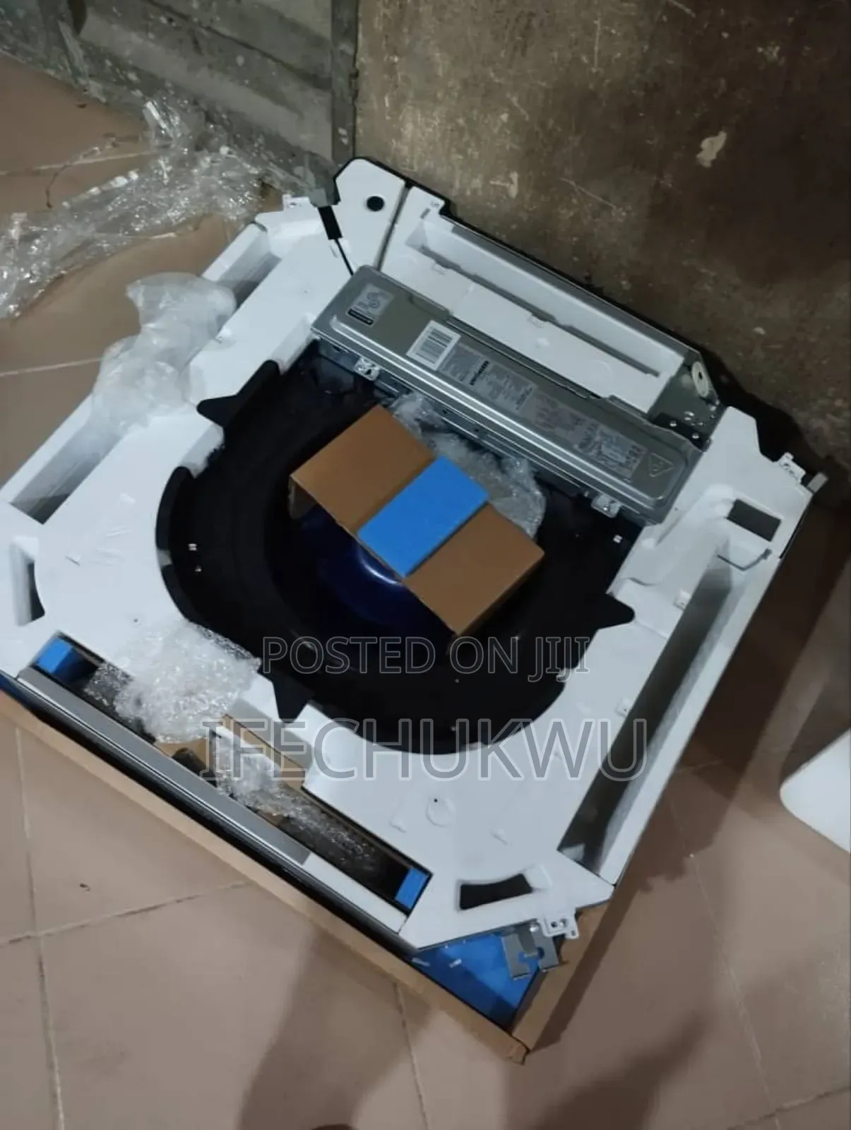 Original Restpoint 2 Hp Ceilling Cassette R410a Air Conditioner Etc.