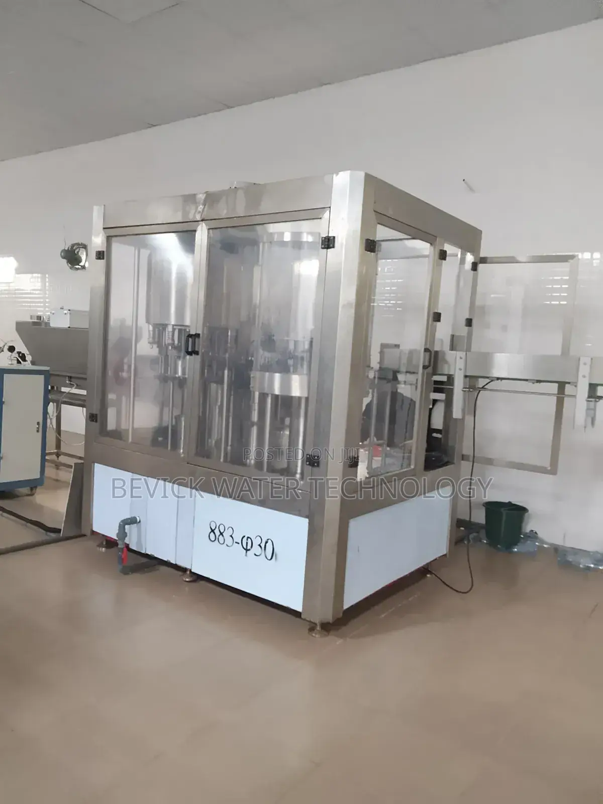 Bottle Water Filling and Capping Machine