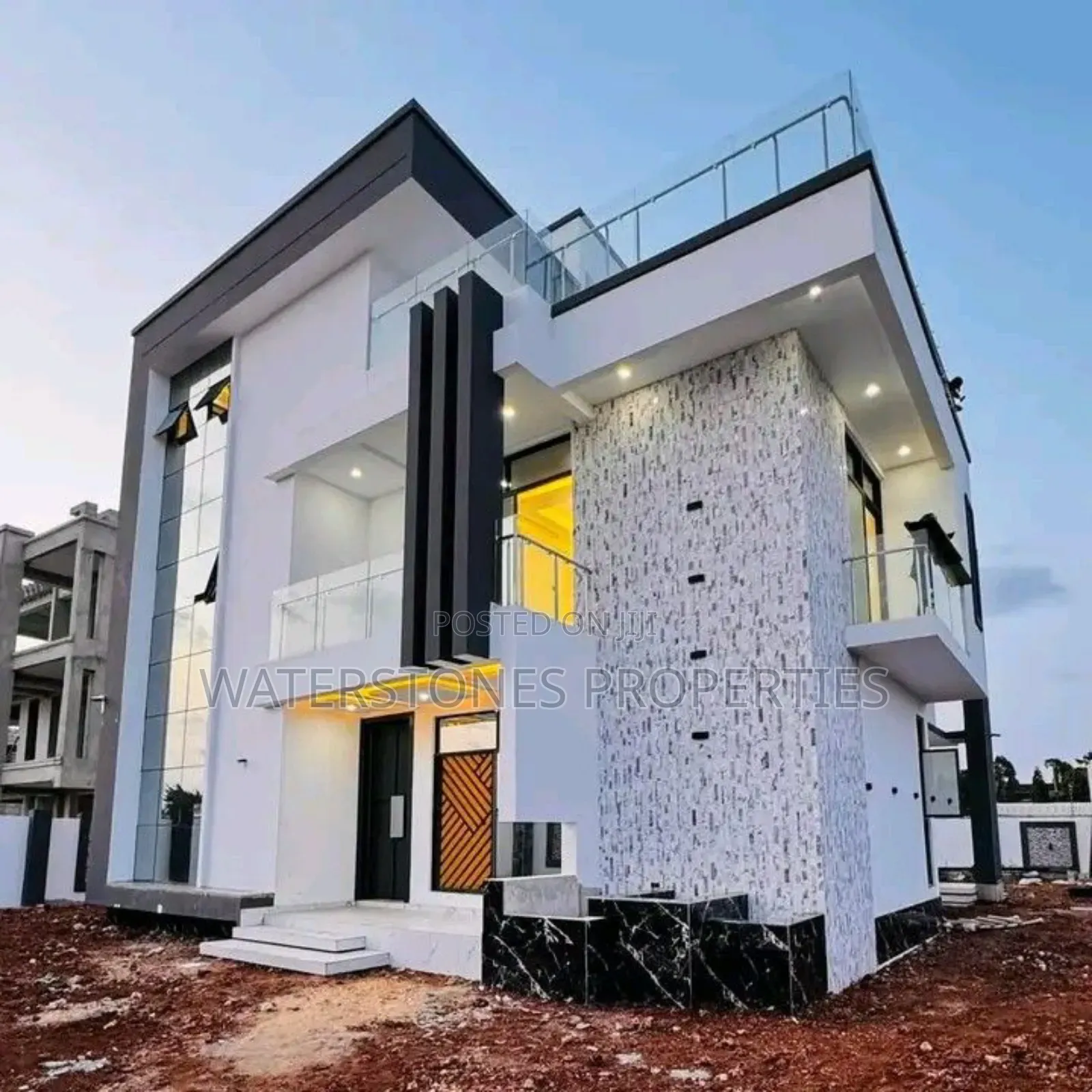 4bdrm Duplex in Cenotaph Asaba, Oshimili South for sale