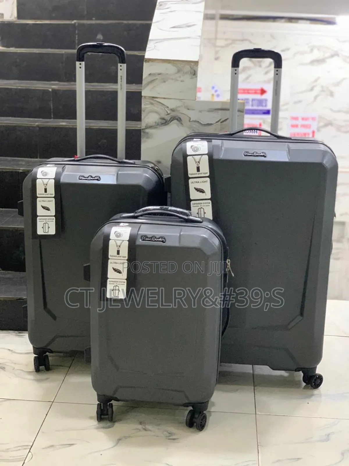 Stylish Luggage Set 3in1 Traveling Box High Grade