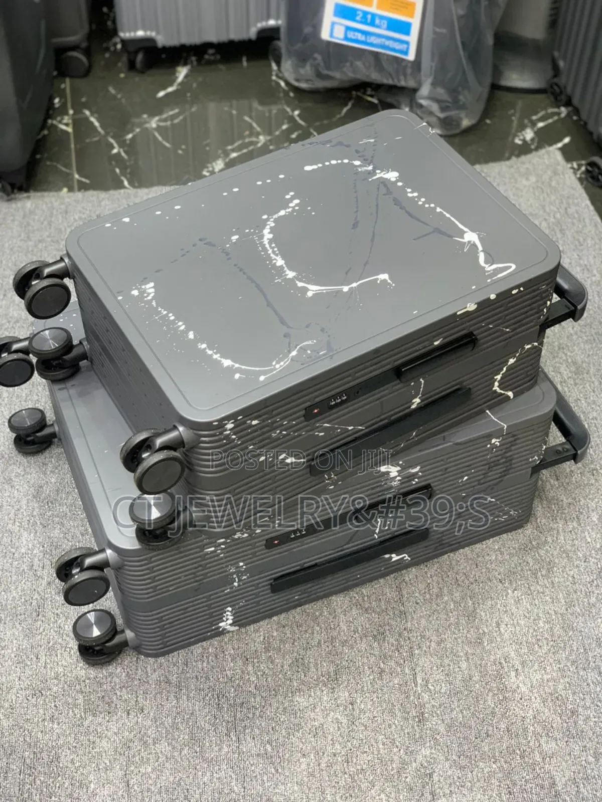 Nice Stylish Luggage For The Fashionable High Quality