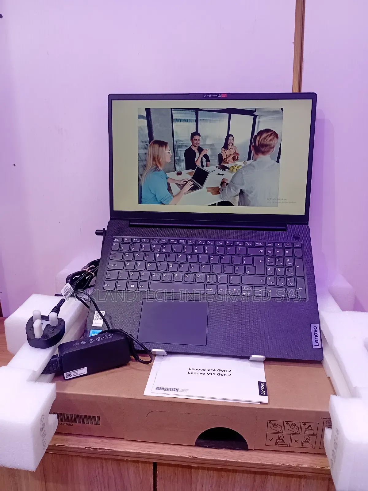 New Laptop Lenovo IdeaPad 330 16GB Intel Core i3 SSD 256GB