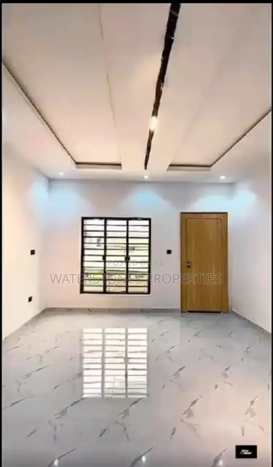 5bdrm Duplex in Back Of Govt House, Oshimili South for sale