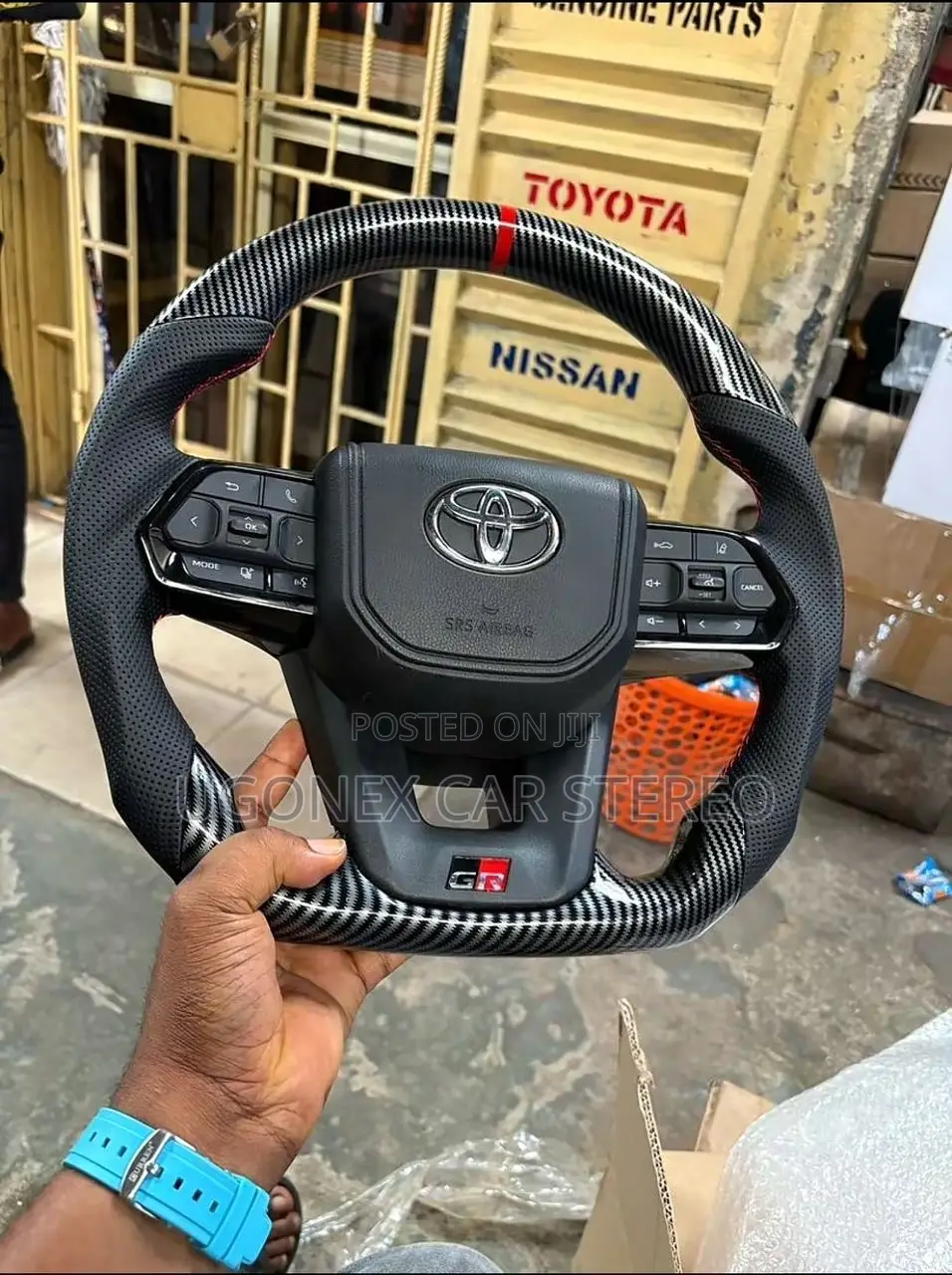 Universal Contemporary Toyota Steering Wheel
