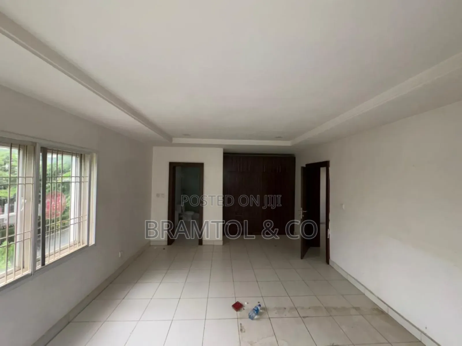 6bdrm Duplex in Apo District for rent