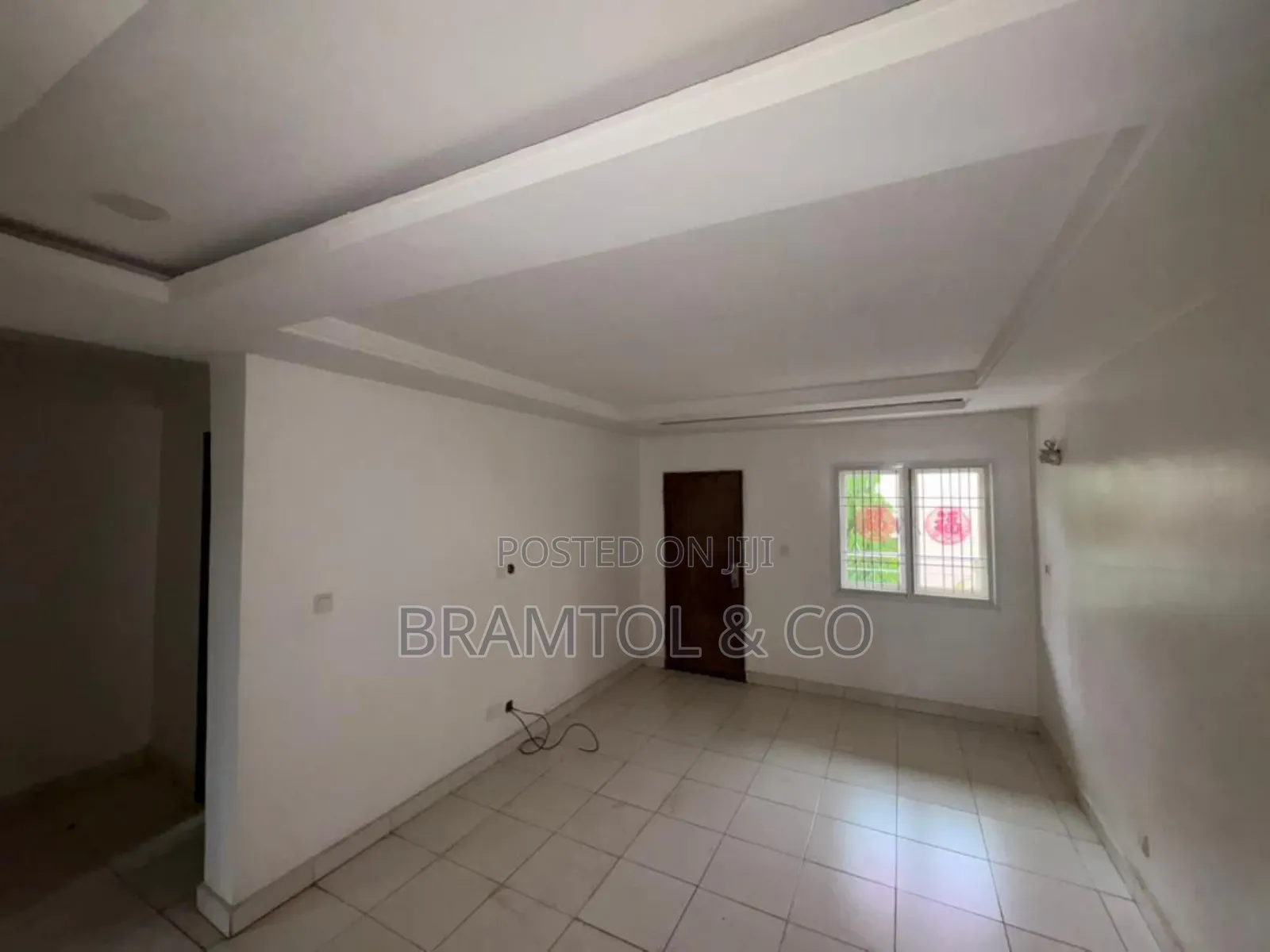 6bdrm Duplex in Apo District for rent