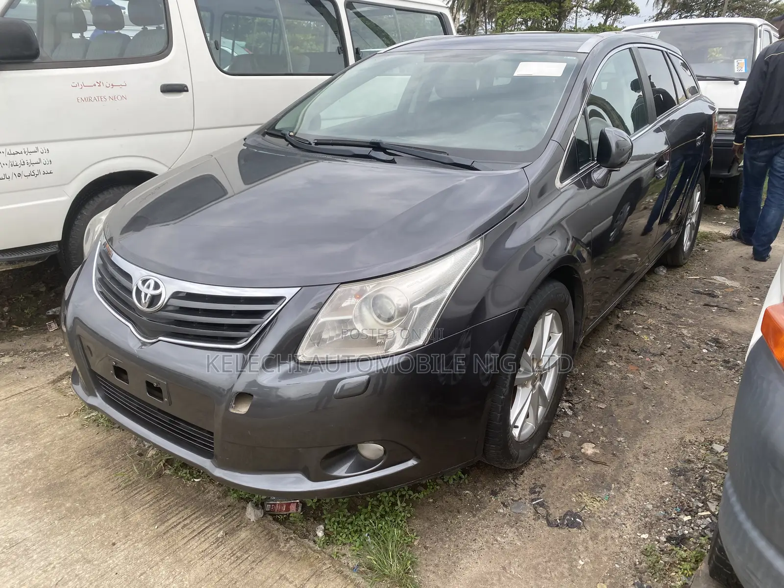 Toyota Avensis 2016 Gray