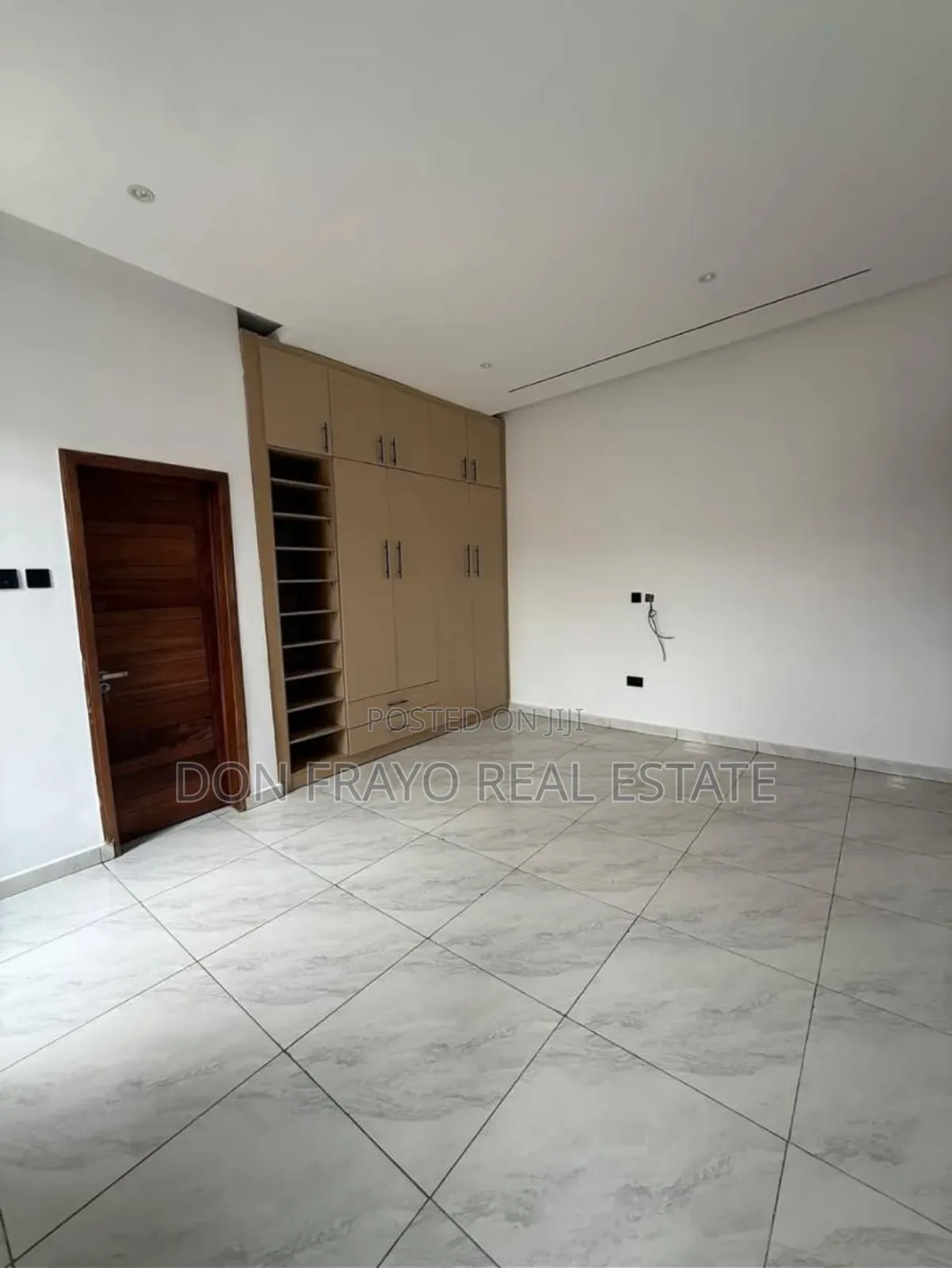 4bdrm Duplex in Kolapo Ishola Gra, Akobo for sale