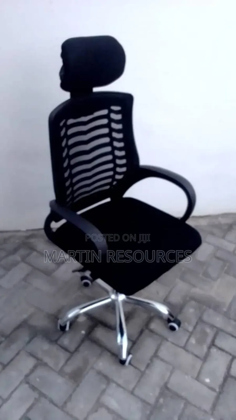 High End Swivel Office Chair