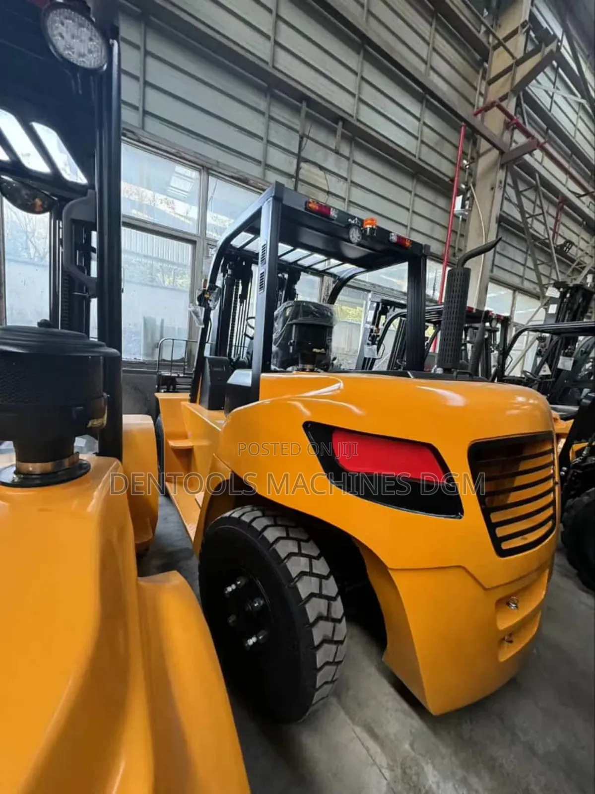 DGM Mobile Forklift 10tons