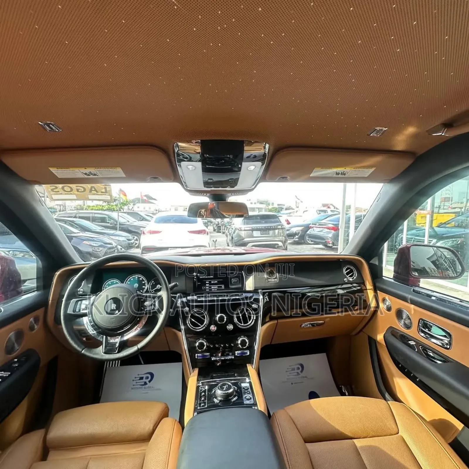 Rolls-Royce Cullinan Base 2020 Red