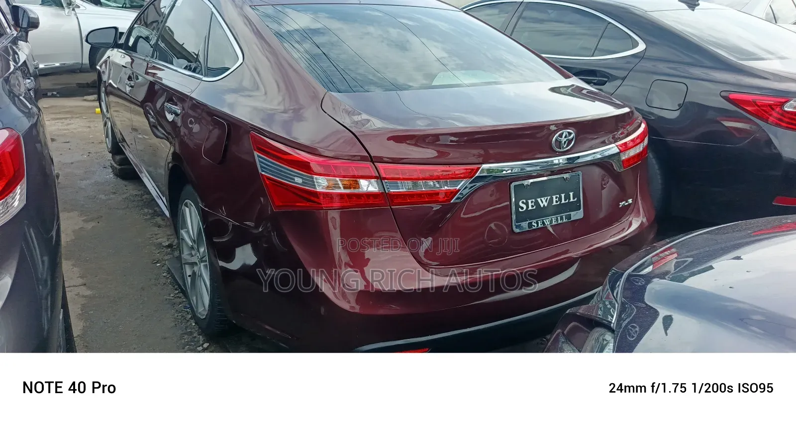Toyota Avalon 2014 Red