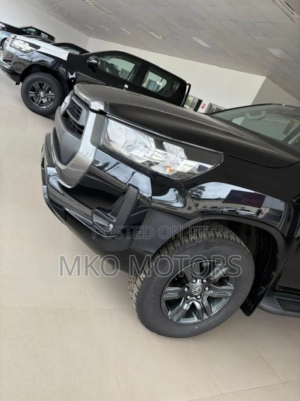 New Toyota Hilux 2024 Black