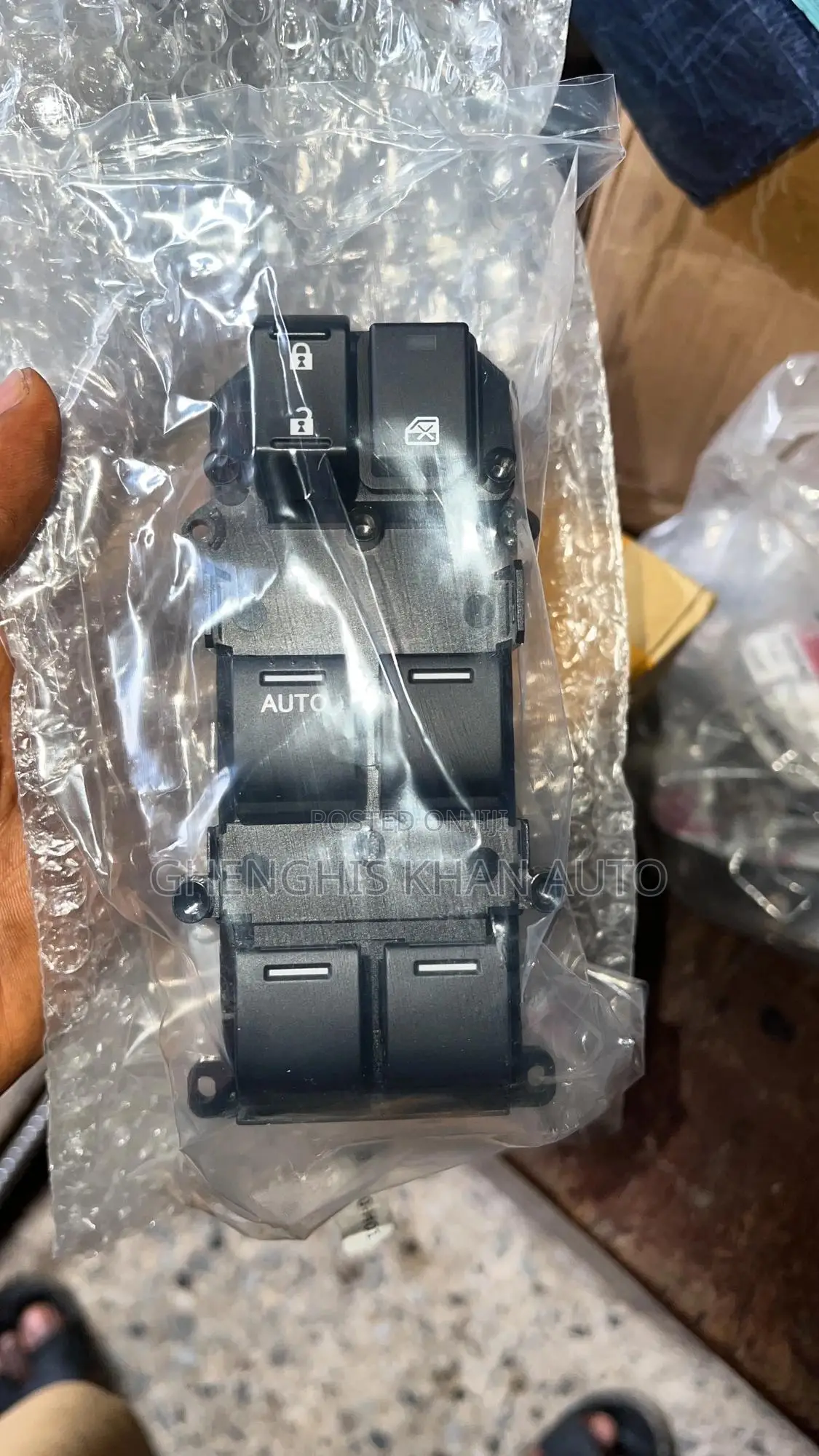 Power Window Control/ Pressing Button 2003-2007 Honda Accord