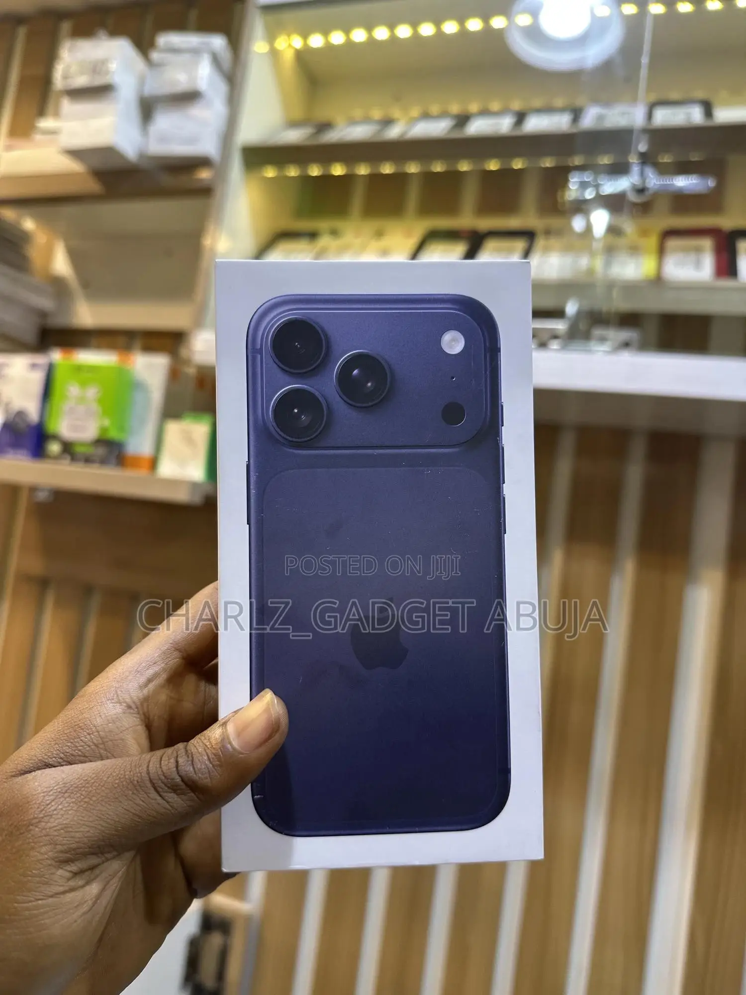 New Apple iPhone 17 Pro Max 256 GB Blue