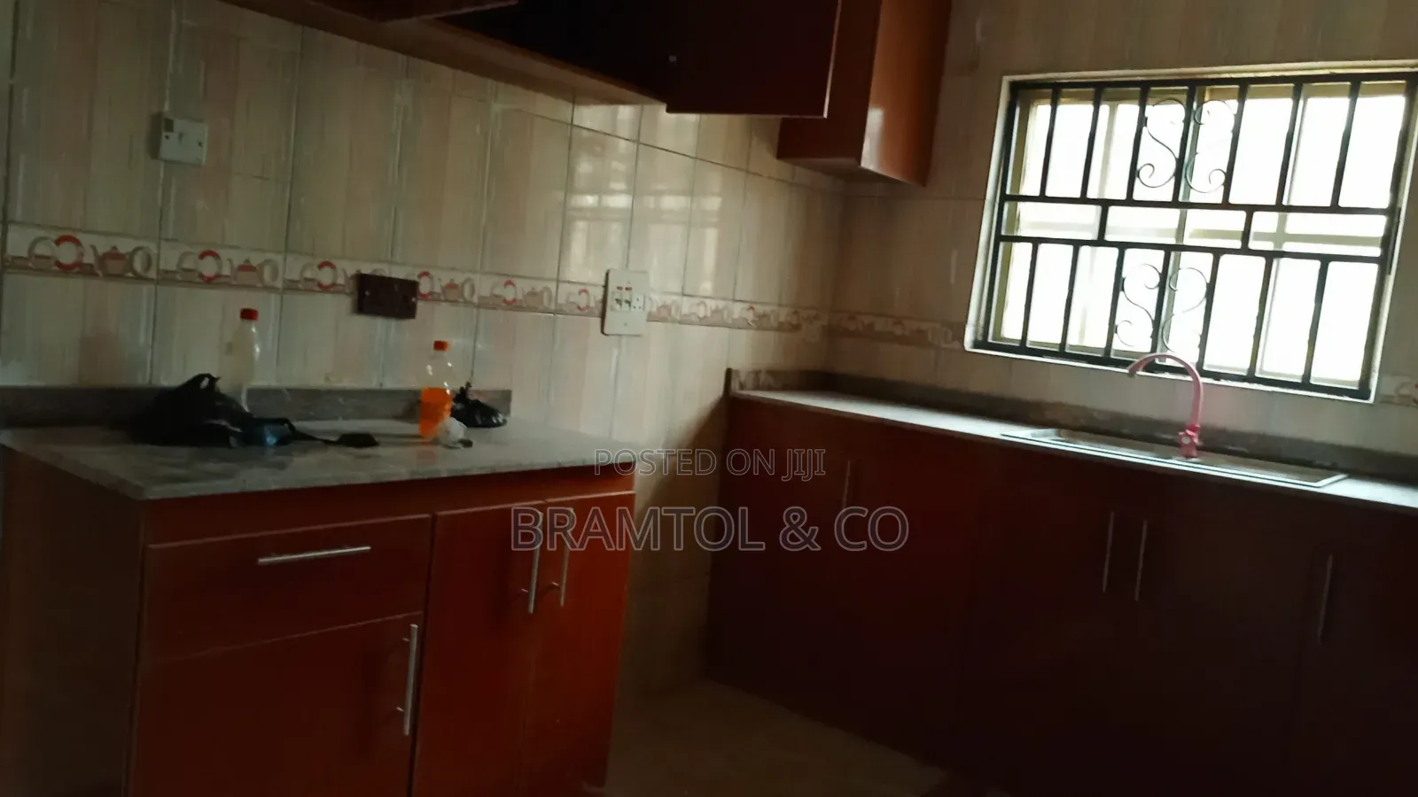 3bdrm Bungalow in Lugbe District for rent